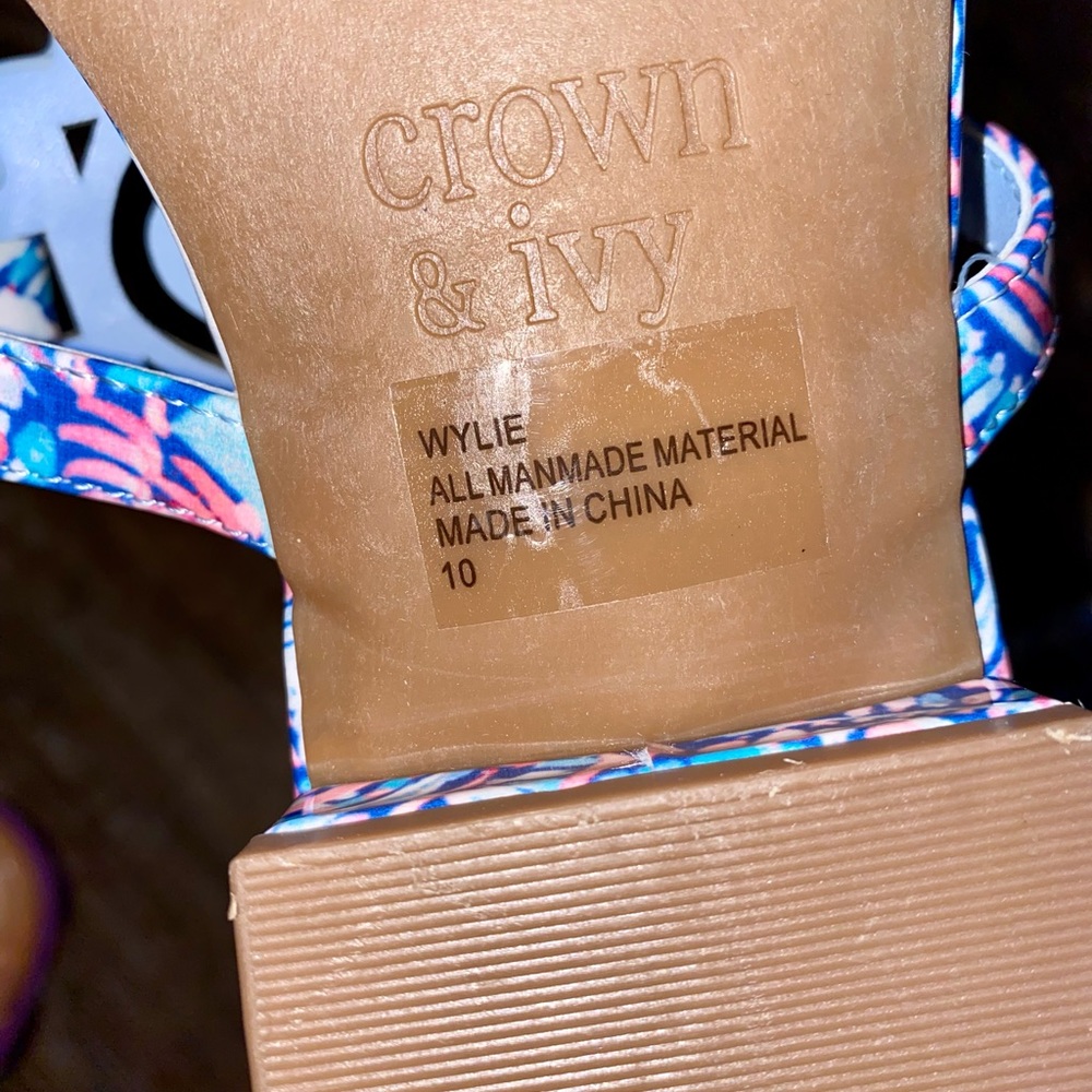 CROWN & IVY WYLIE PAISLEY PINK BLUE FLIP FLOP SANDALS SZ 10 WORN ONCE ! - Picture 7 of 7